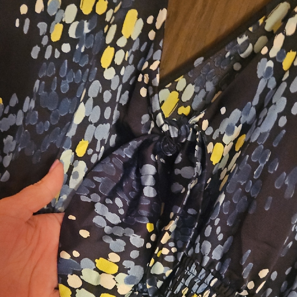 EUC Torrid Top - Picture 5 of 7